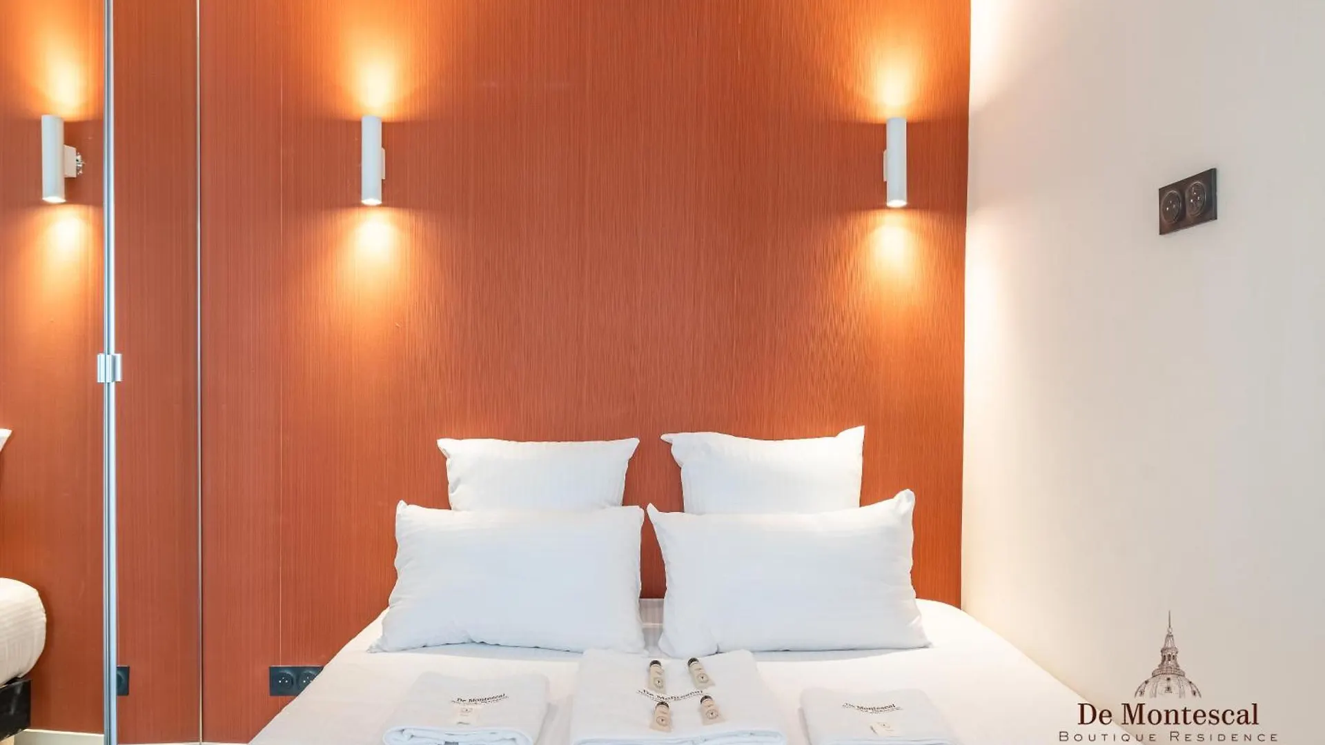 Apartment De Montescal - Hot Tub And Ac Cosy A Prime Location 40m2